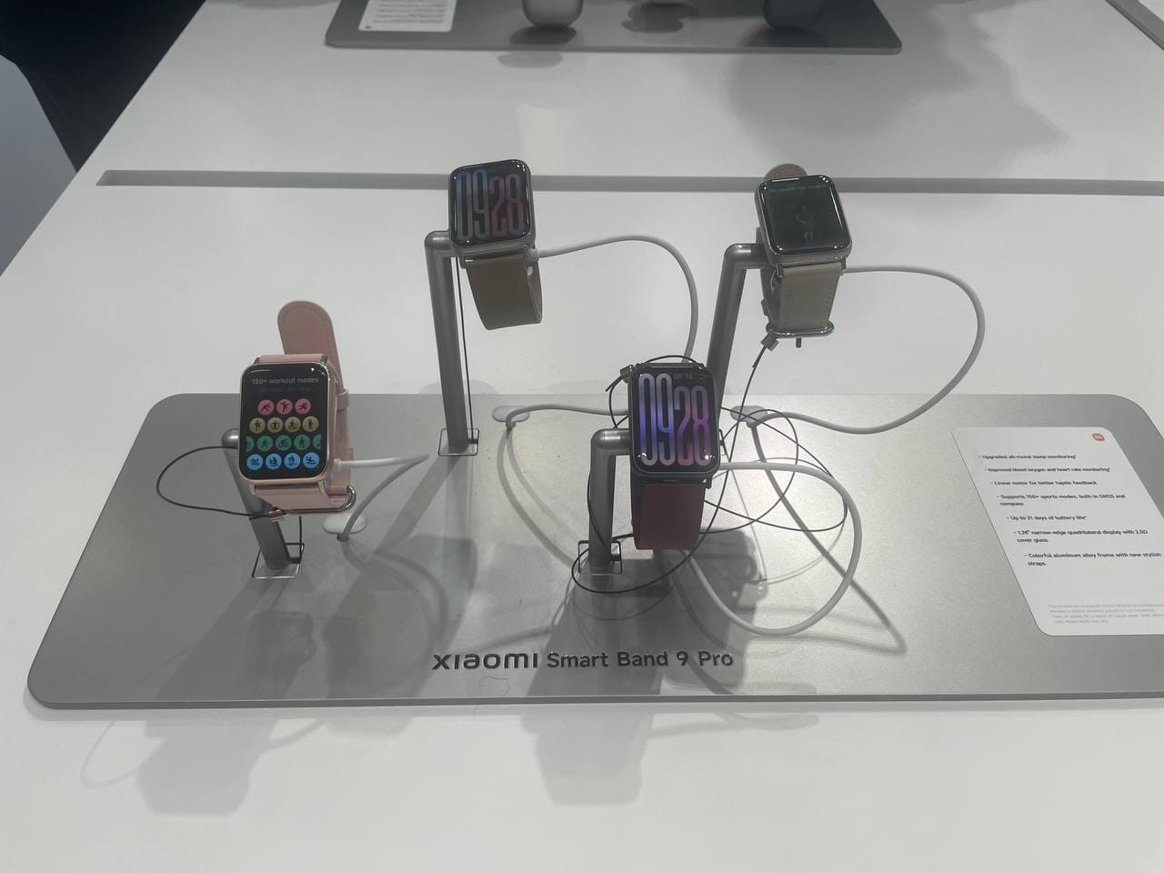 Imagen tomada por el equipo de AndroidTR.es en el estand de Xiaomi en el MWC de Barcelona 2025