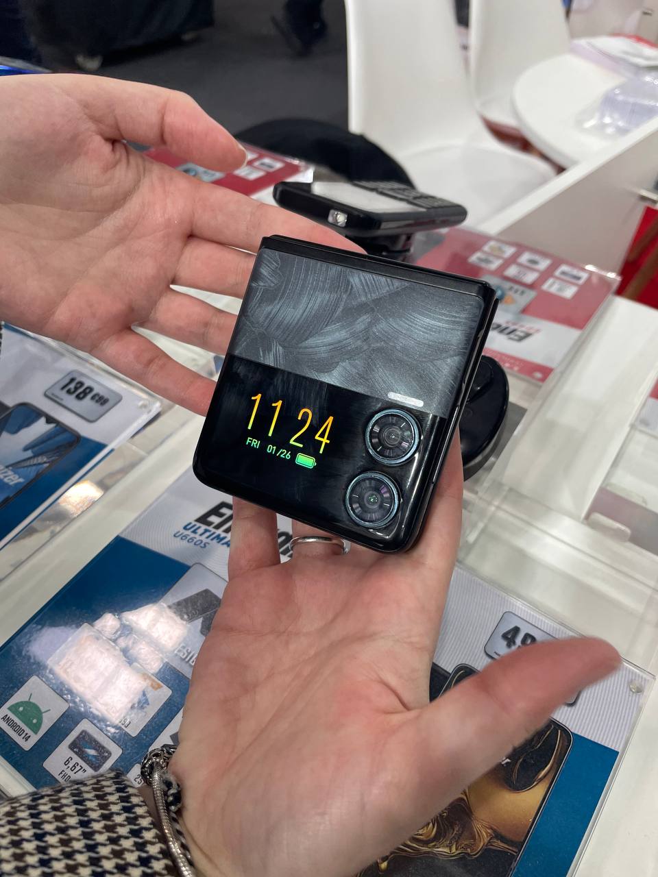 Fotografía del Energizer Ultimate U660S presentado durante el MWC de Barcelona 2024.