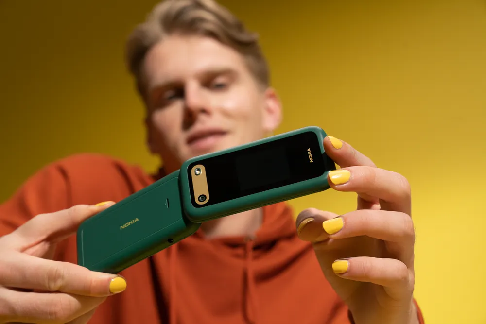 Nokia 2660 Flip “Lush Green”