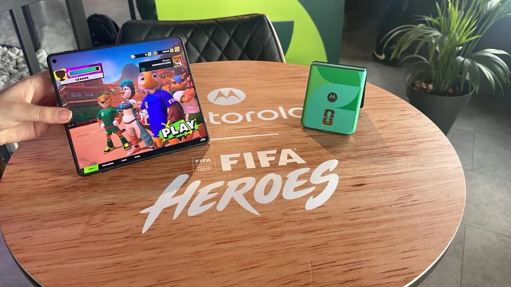 Fotografía del nuevo FIFA Heroes durante el MWC de Barcelona 2026